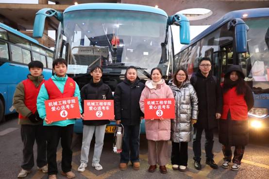 图示, 示意图
中度可信度描述已自动生成